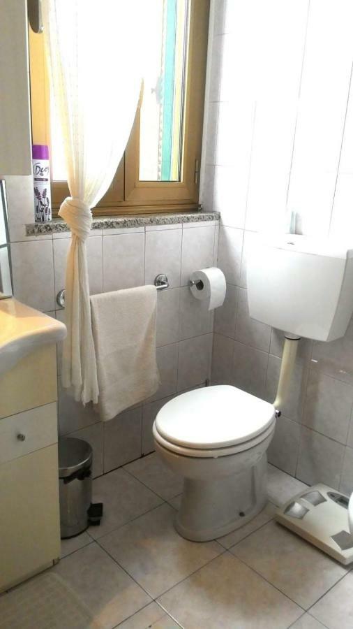 Affittacamera Pavia L&T Екстер'єр фото
